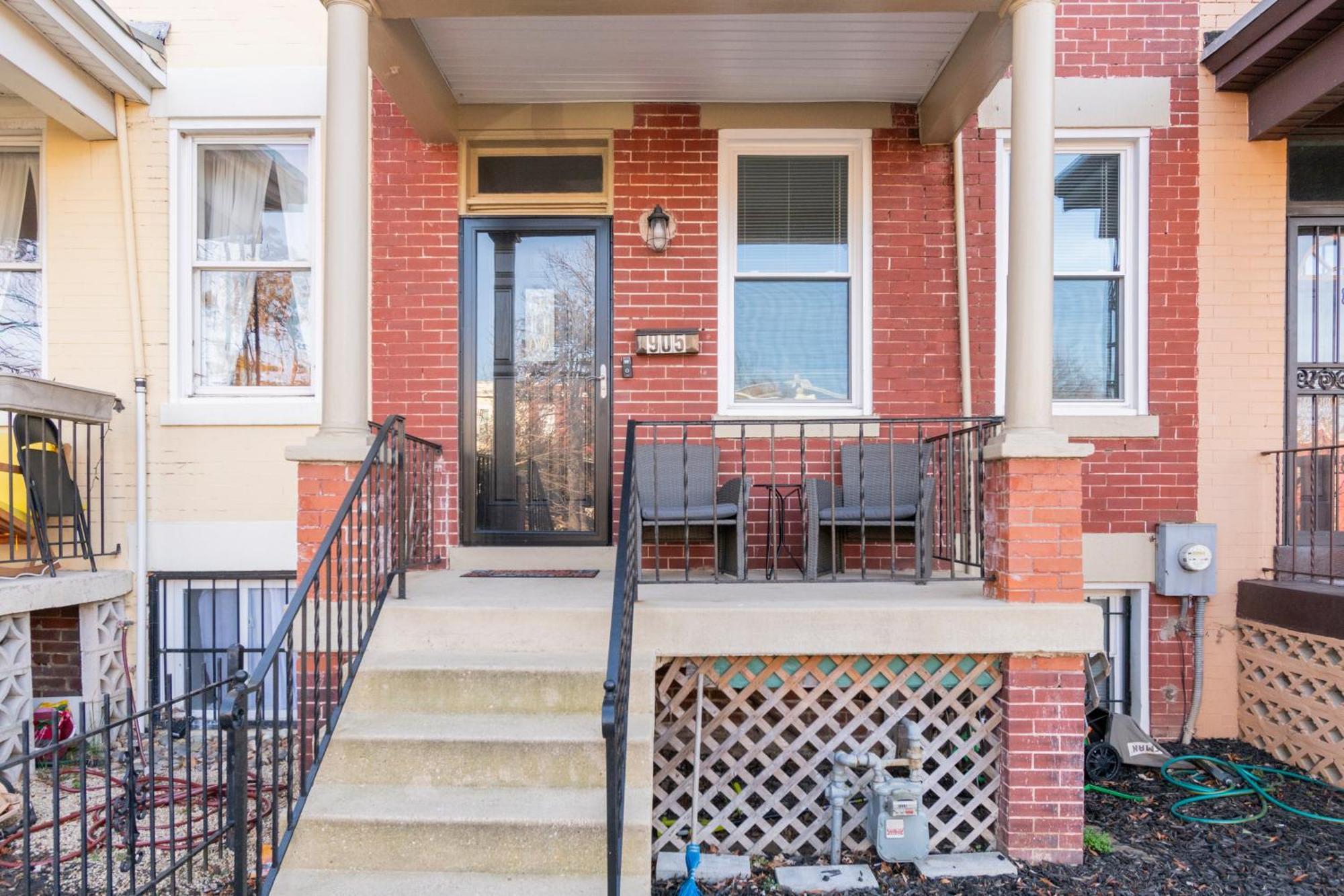 Charming 4 Bedroom House!1 Mile From Capitol Hill! ワシントン エクステリア 写真