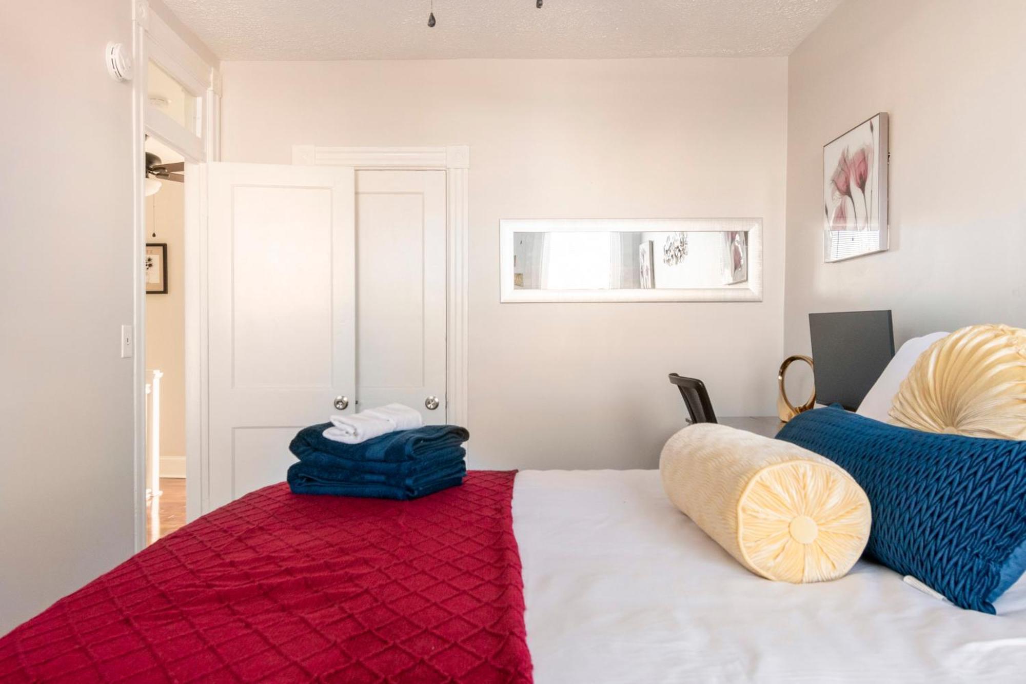 Charming 4 Bedroom House!1 Mile From Capitol Hill! ワシントン エクステリア 写真