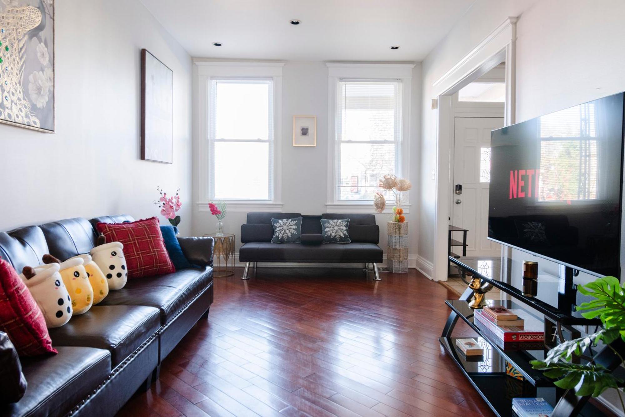 Charming 4 Bedroom House!1 Mile From Capitol Hill! ワシントン エクステリア 写真