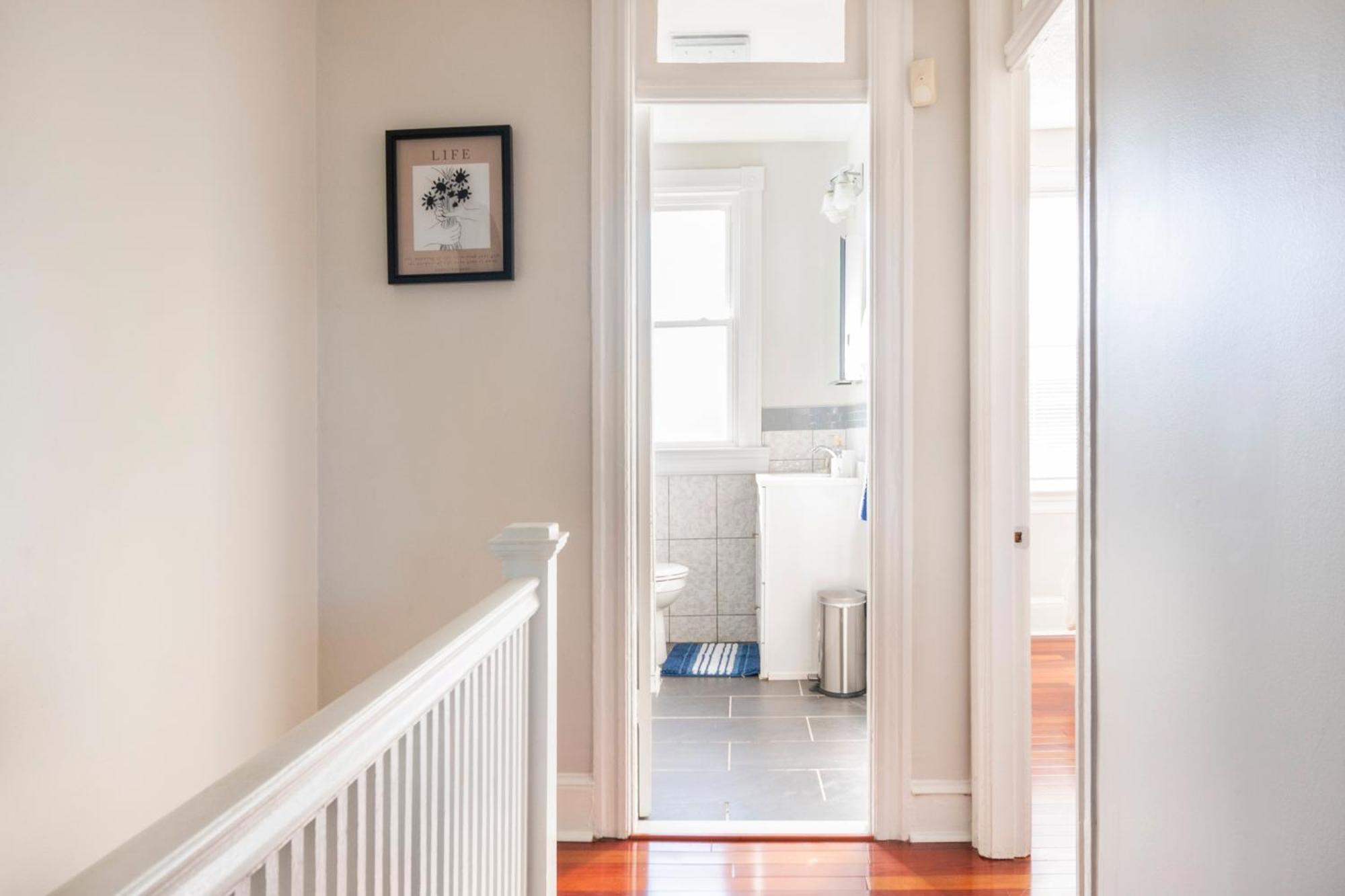 Charming 4 Bedroom House!1 Mile From Capitol Hill! ワシントン エクステリア 写真